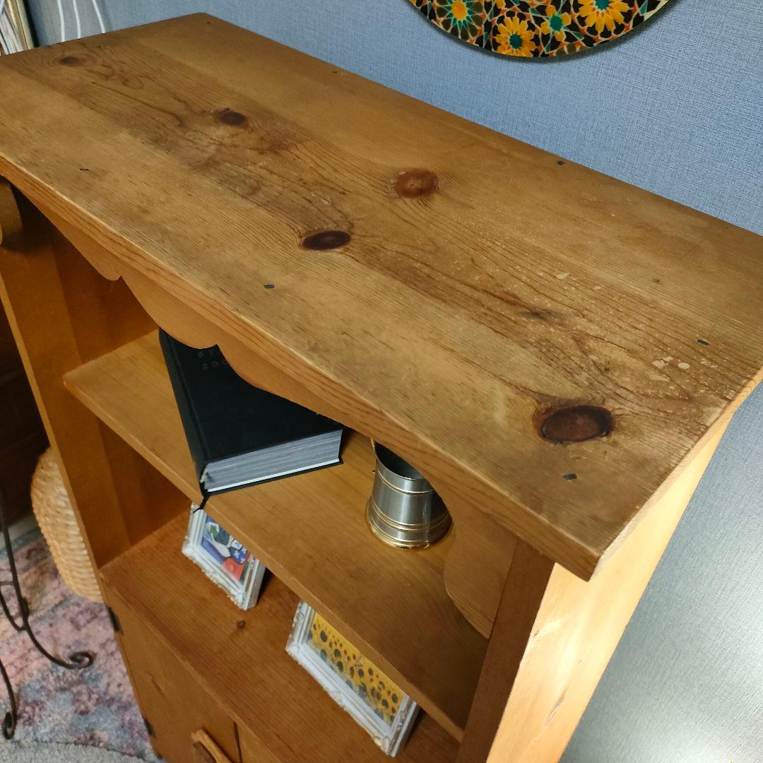 木製 キャビネット 無垢材 ナチュラル家具 回転ラッチ付き カントリー