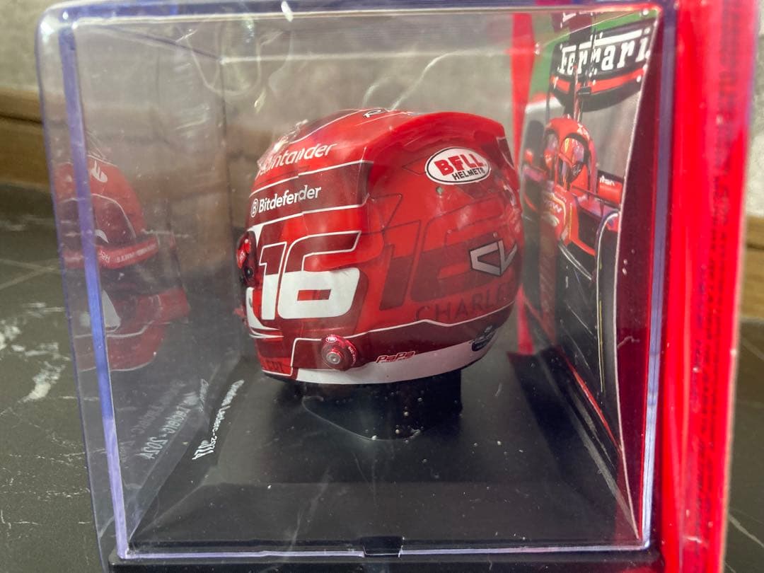 大人気　日本未発売　ビッグスケールF1コレクション　ルクレール　ヘルメット