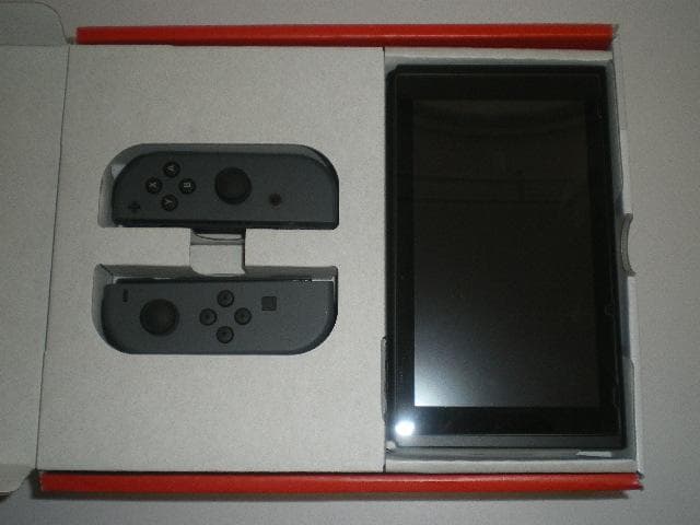 【新品同様】【期間限定値下中】Switch　液晶保護ガラス付