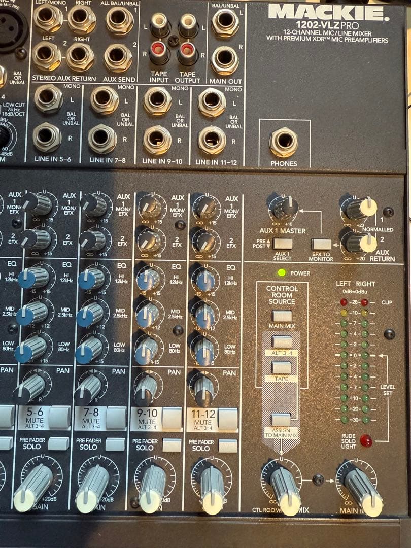 美品 MACKIE 1202-VLZ PRO アナログミキサー 12チャンネル