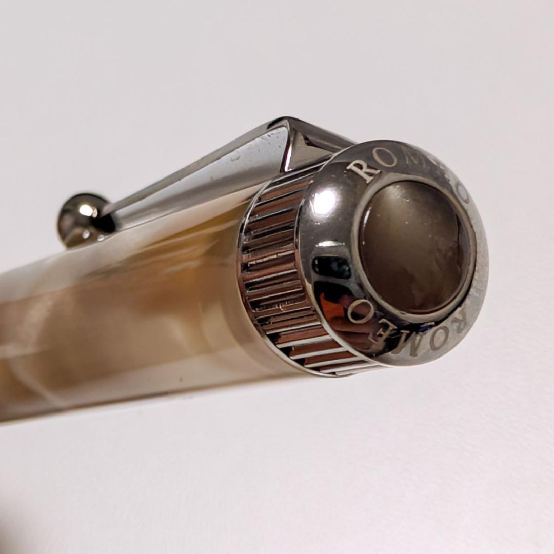 ROMEO No.3 イタリアンベージュ 細軸