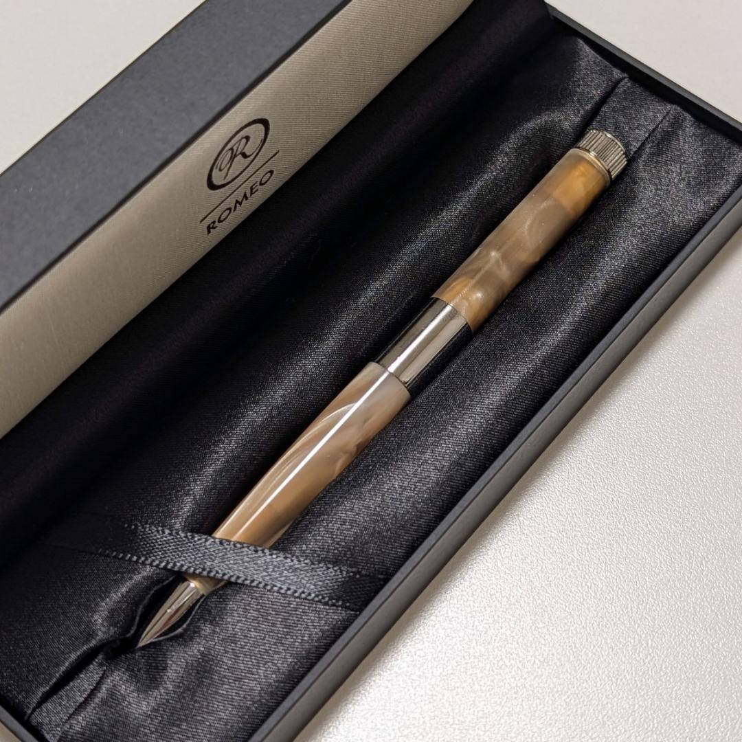 ROMEO No.3 イタリアンベージュ 細軸