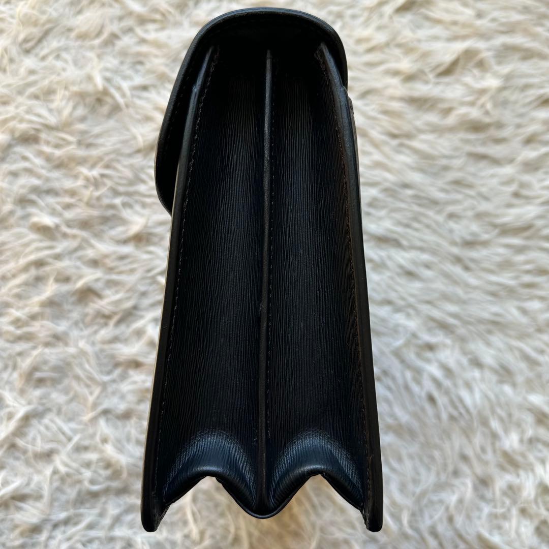 新品未使用　DAKS 本革　レザー　黒　セカンドバッグ　クラッチ　ダレス　日本製