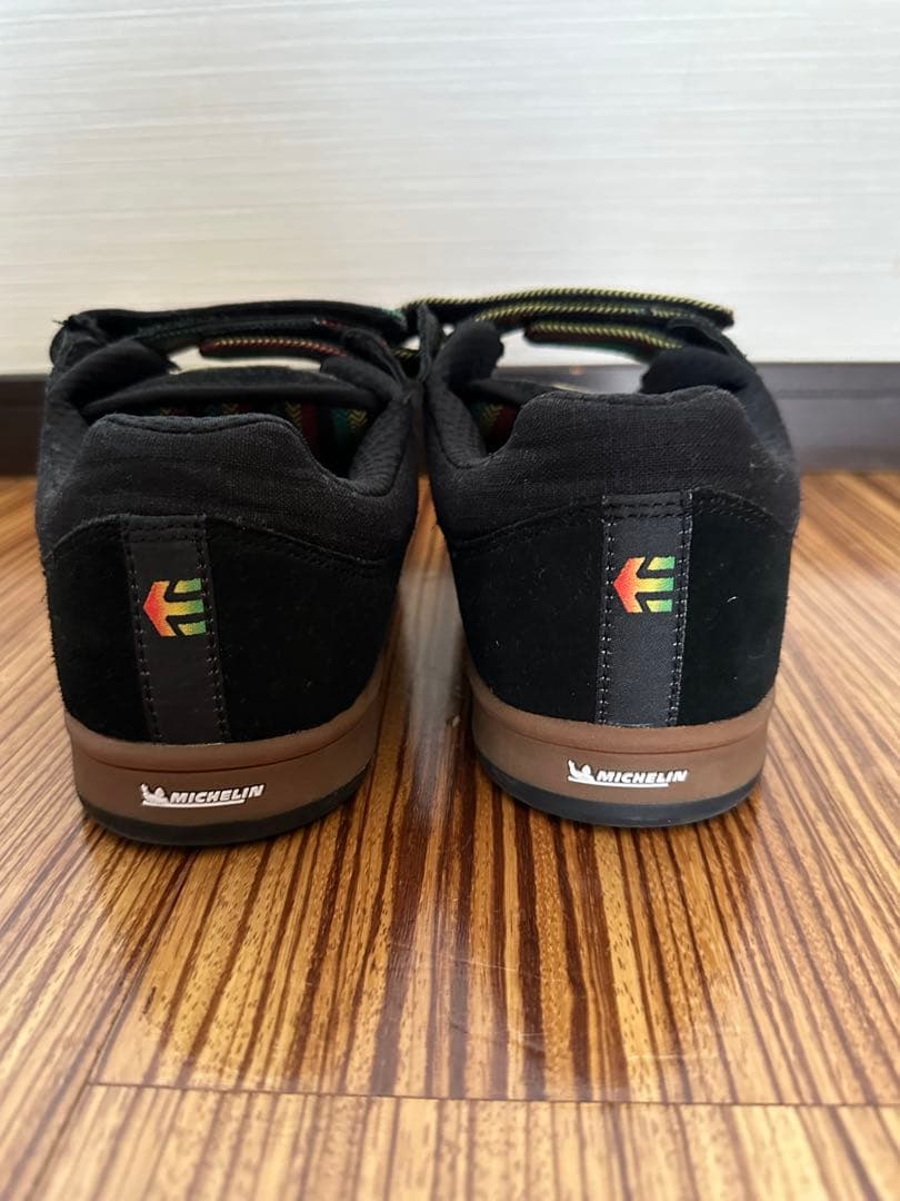 エトニーズ　ジョスリン2×grizzly スケシュー　26cm