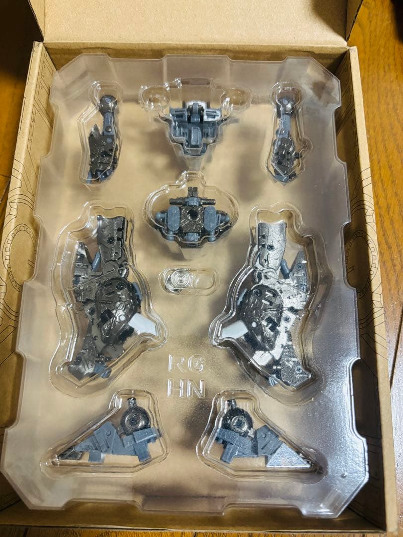 RG 1/144 RX-93-V2 Hi-νガンダム 合金ボディパーツセット - メルカリ