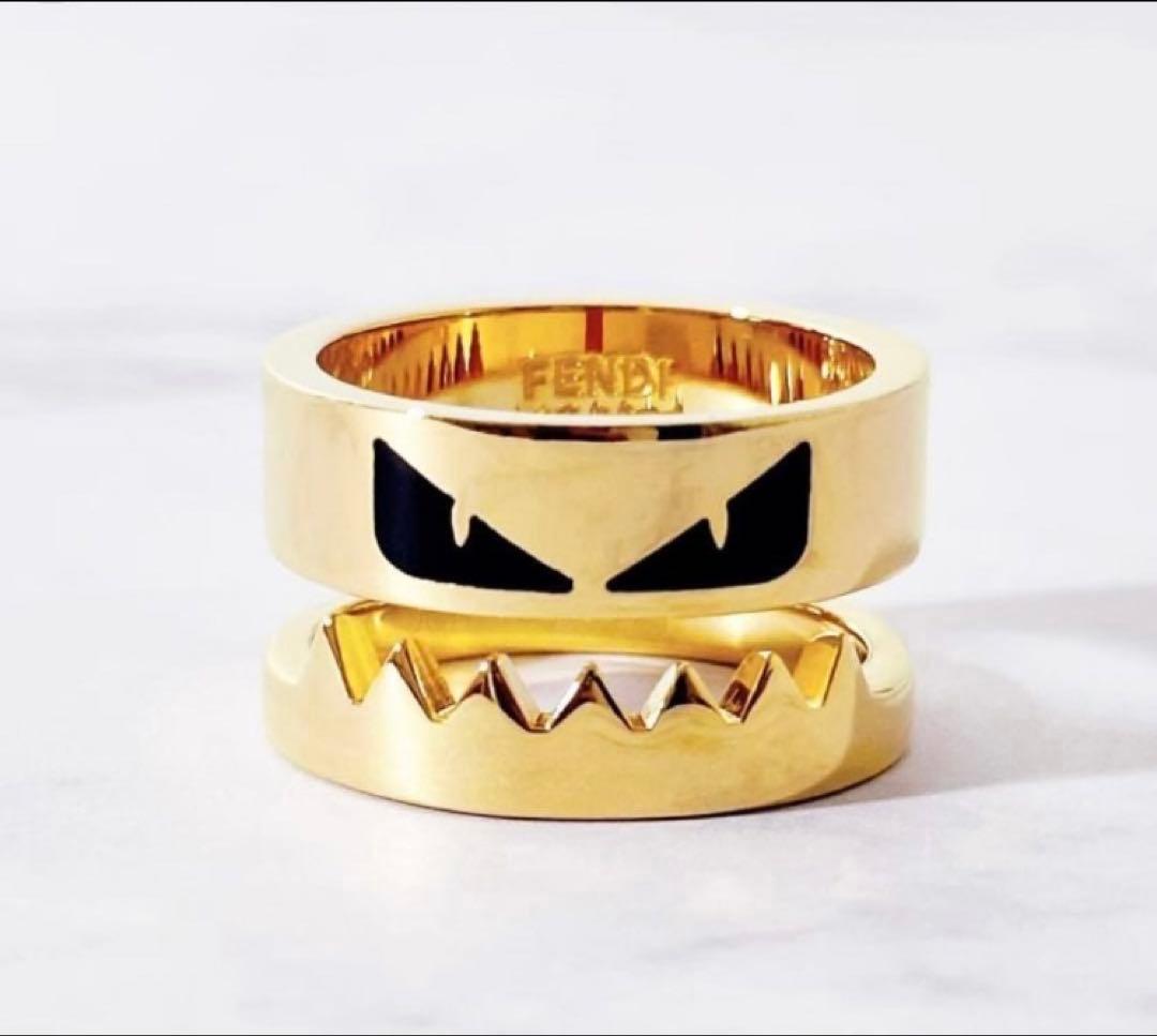 【FENDI】BAG BAGS RING Mサイズ ゴールド×ブラック