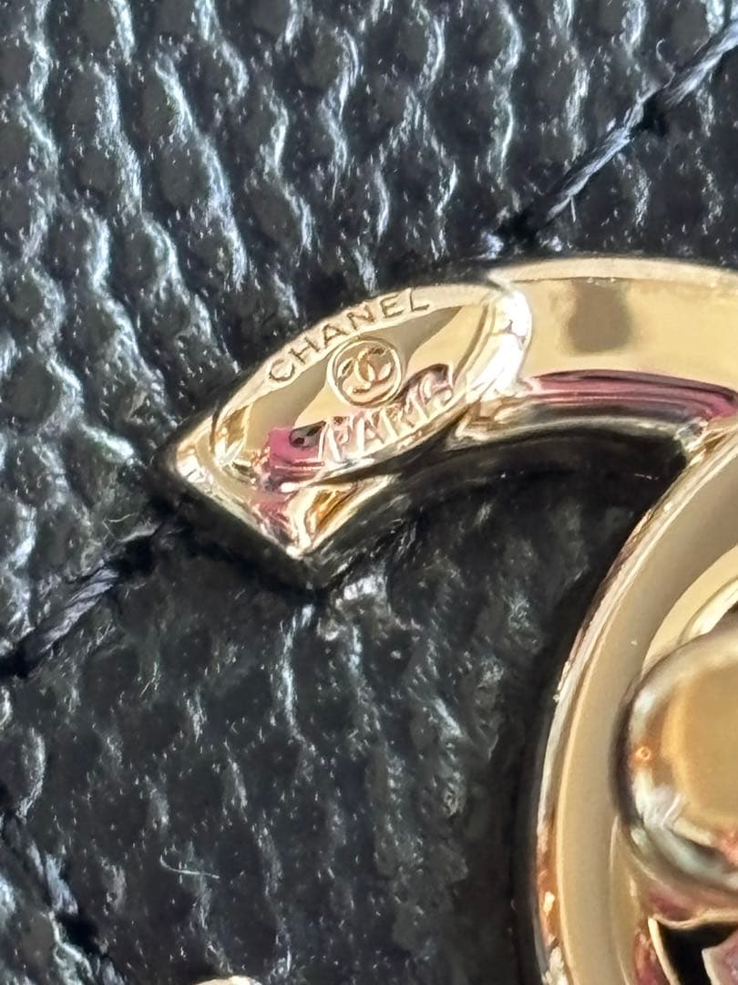 最終値下げ！新品シャネルマイクロミニココハンドルハンドバッグマトラッセ キャビア