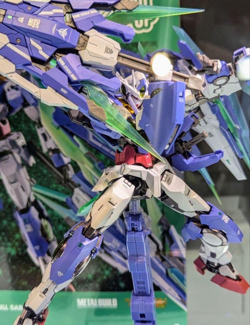 新品未開封★メタルビルド　ダブルオークアンタ　フルセイバー