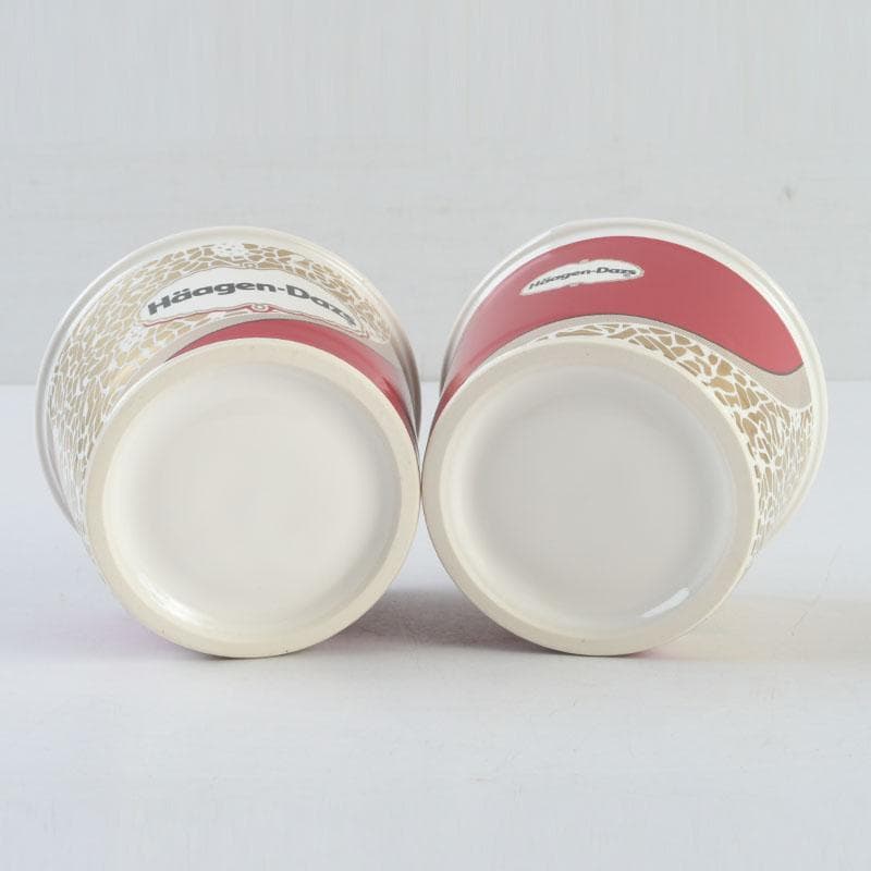 ハーゲンダッツ　スーパープレミアムクラブ　カップ＆スプーン　C　9370