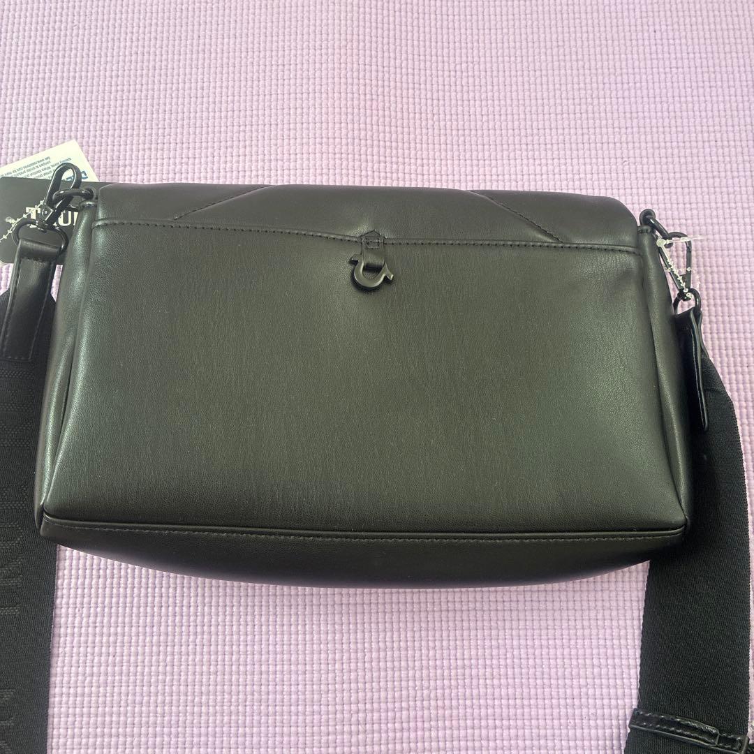 TRUE RELIGION ショルダーバッグ　BLACK