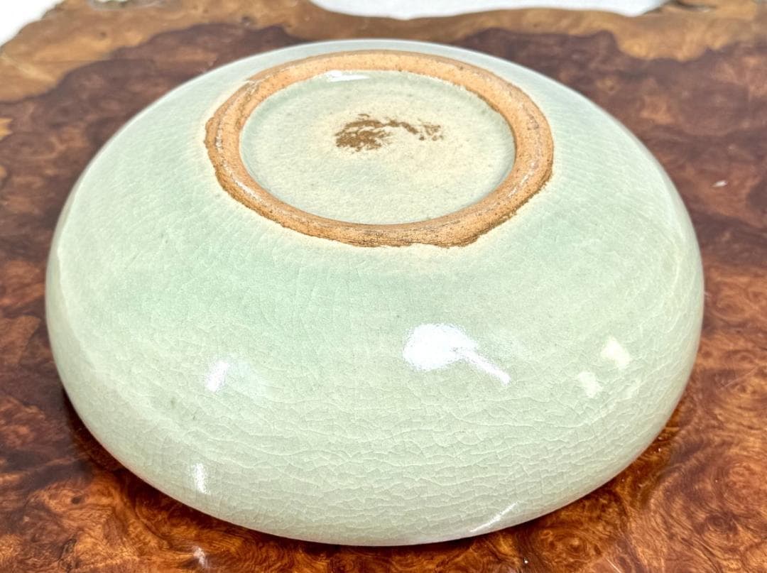 時代物 青磁刻輪花蓋物 捧合 約直径19cm 中国古玩 骨董古美術