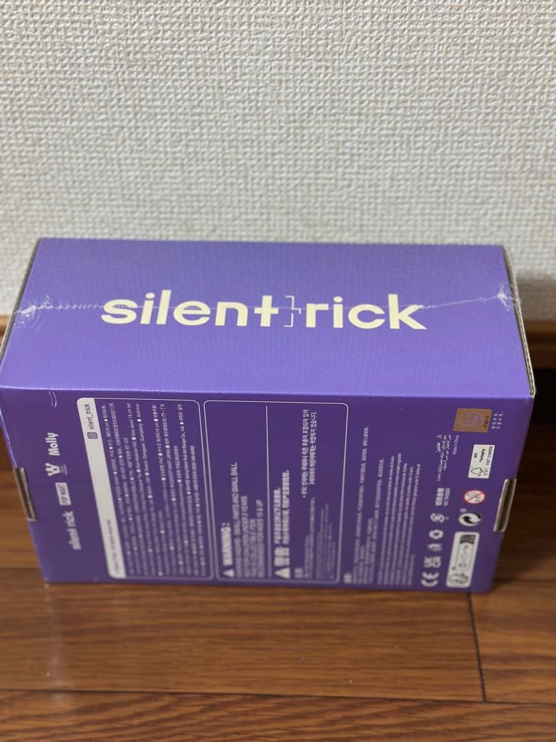 ポップマート ANGRY MOLLY ENTROPY FIRE-ハンドメイド