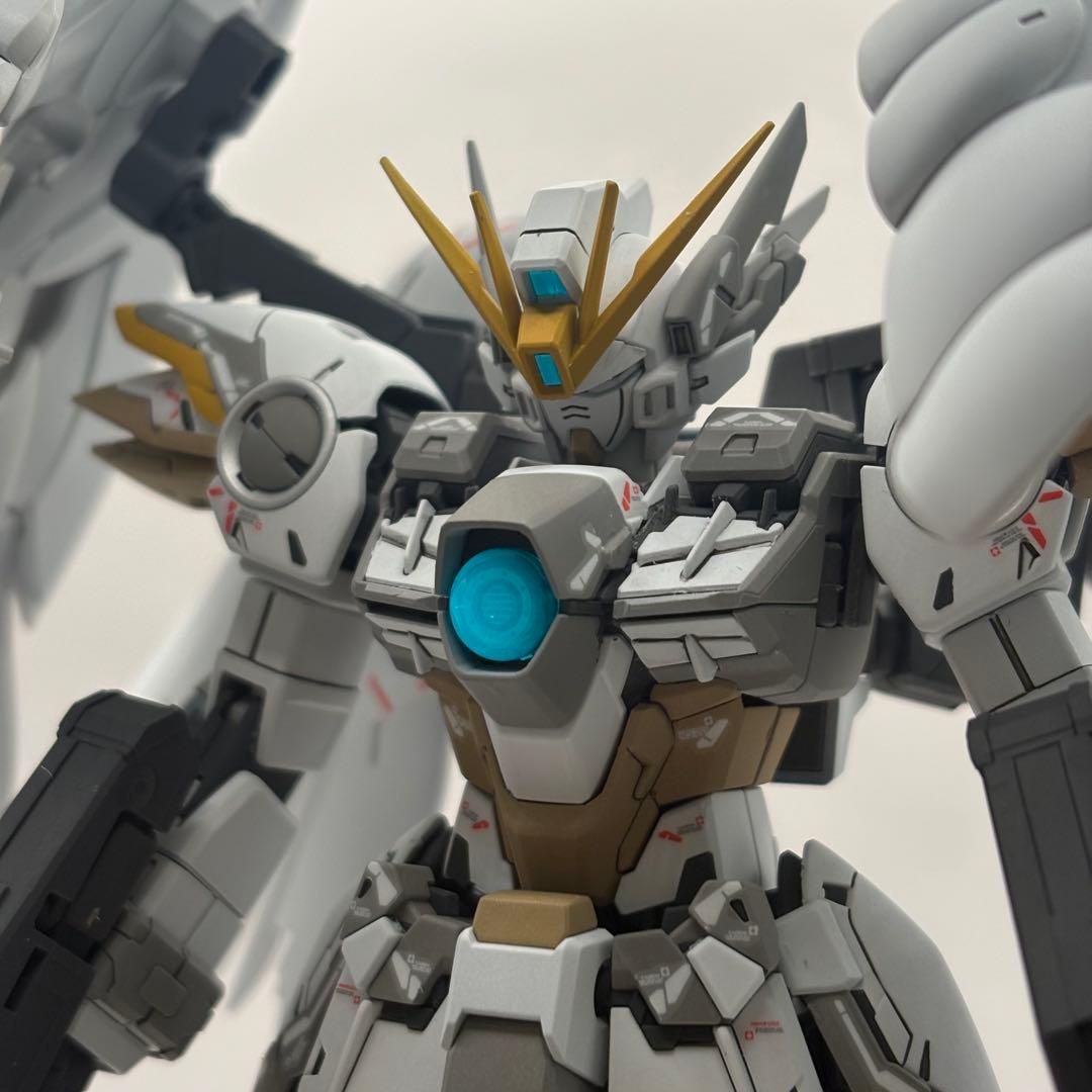MGウイングガンダムゼロVer.Ka スノーホワイト　全塗装 完成品