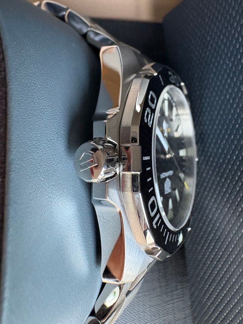 未使用に近い タグホイヤー アクアレーサー　WAY111A　メンズ腕時計