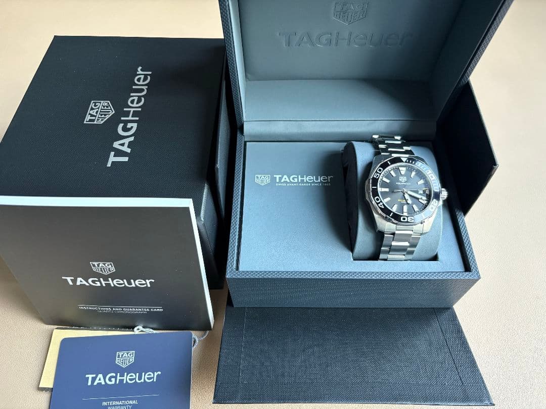 未使用に近い タグホイヤー アクアレーサー　WAY111A　メンズ腕時計