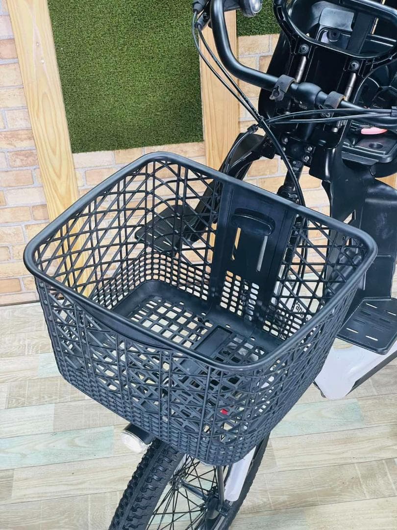 破格 ホワイト系 王様 ギュットアニーズ子供乗せ電動アシスト H2972