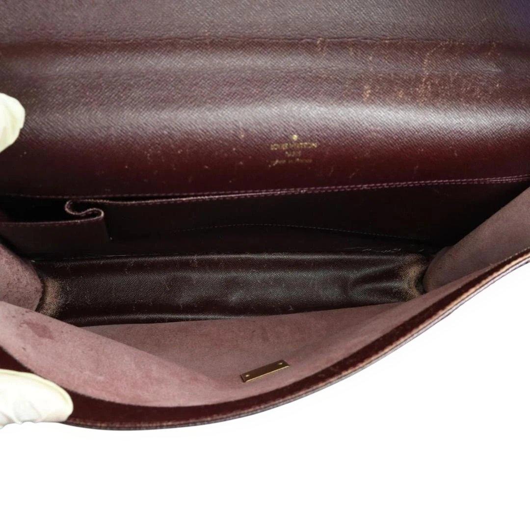 Louis Vuitton エピ セルヴィエット コンセイエ　ビジネスバッグ 茶