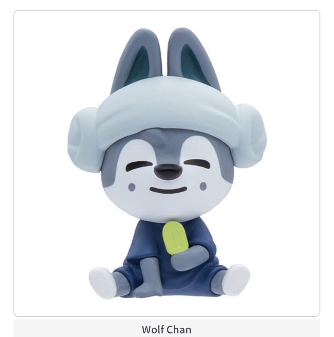 SKZOOキャラクター サウナフィギュア・缶バッジ ウルフチャン