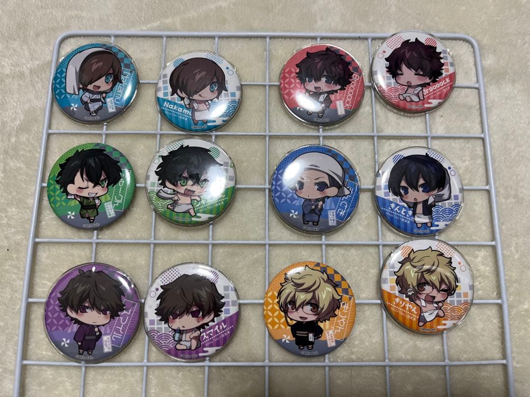 ワイテルズ 極楽湯 缶バッジコンプセット - メルカリ