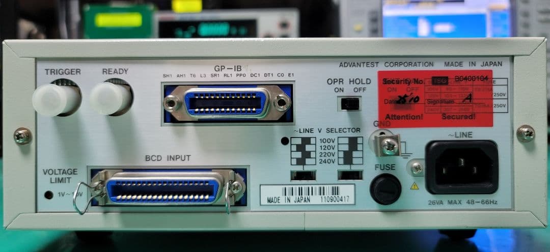 ADVANTEST プログラマブル 直流電圧/電流発生器