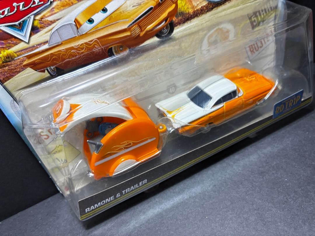 ロードトリップ　ラモーン トレーラー　trailer カーズ ミニカー