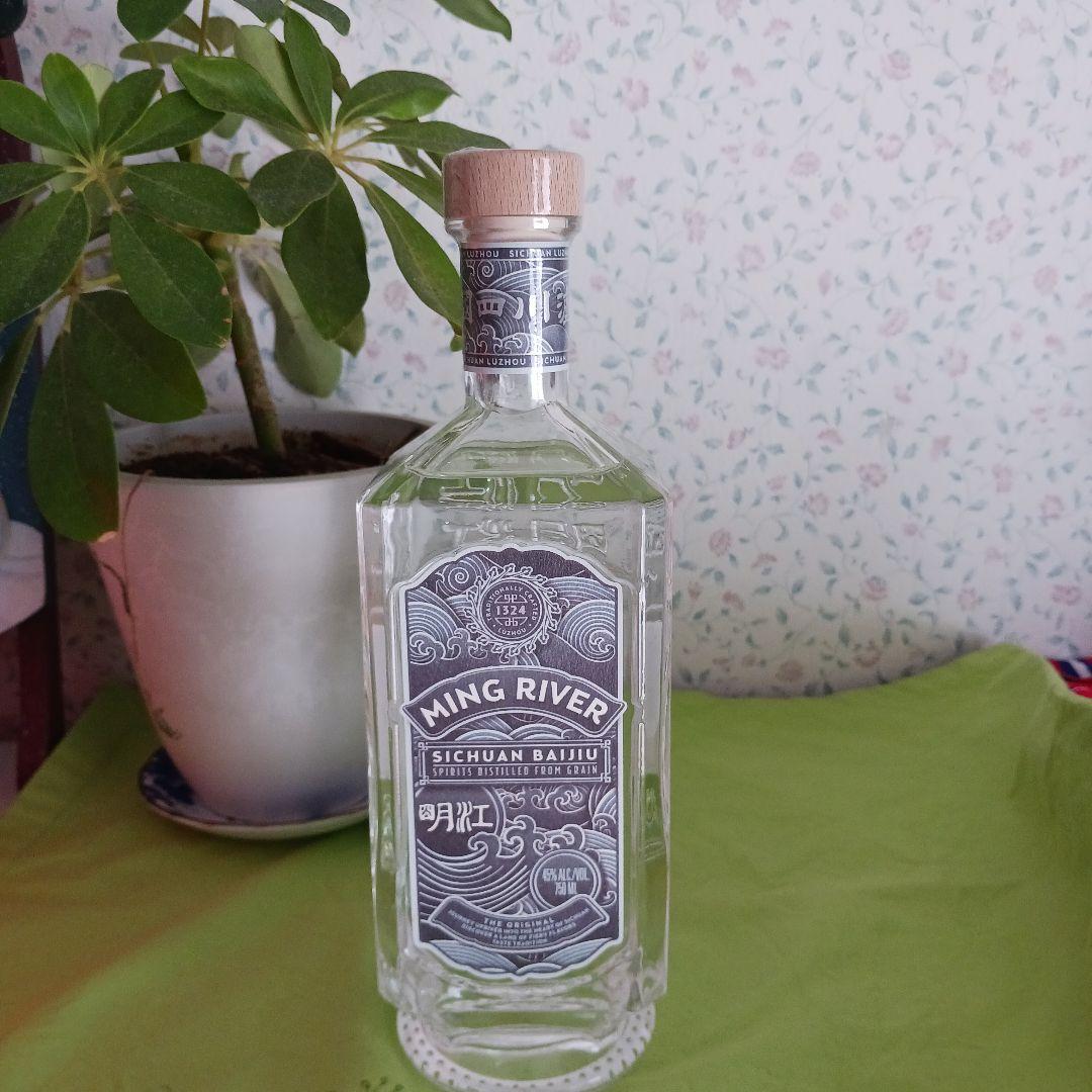 ☆永昌源・明江四川白酒(ミンジャンシセンパイチュウ) - メルカリ