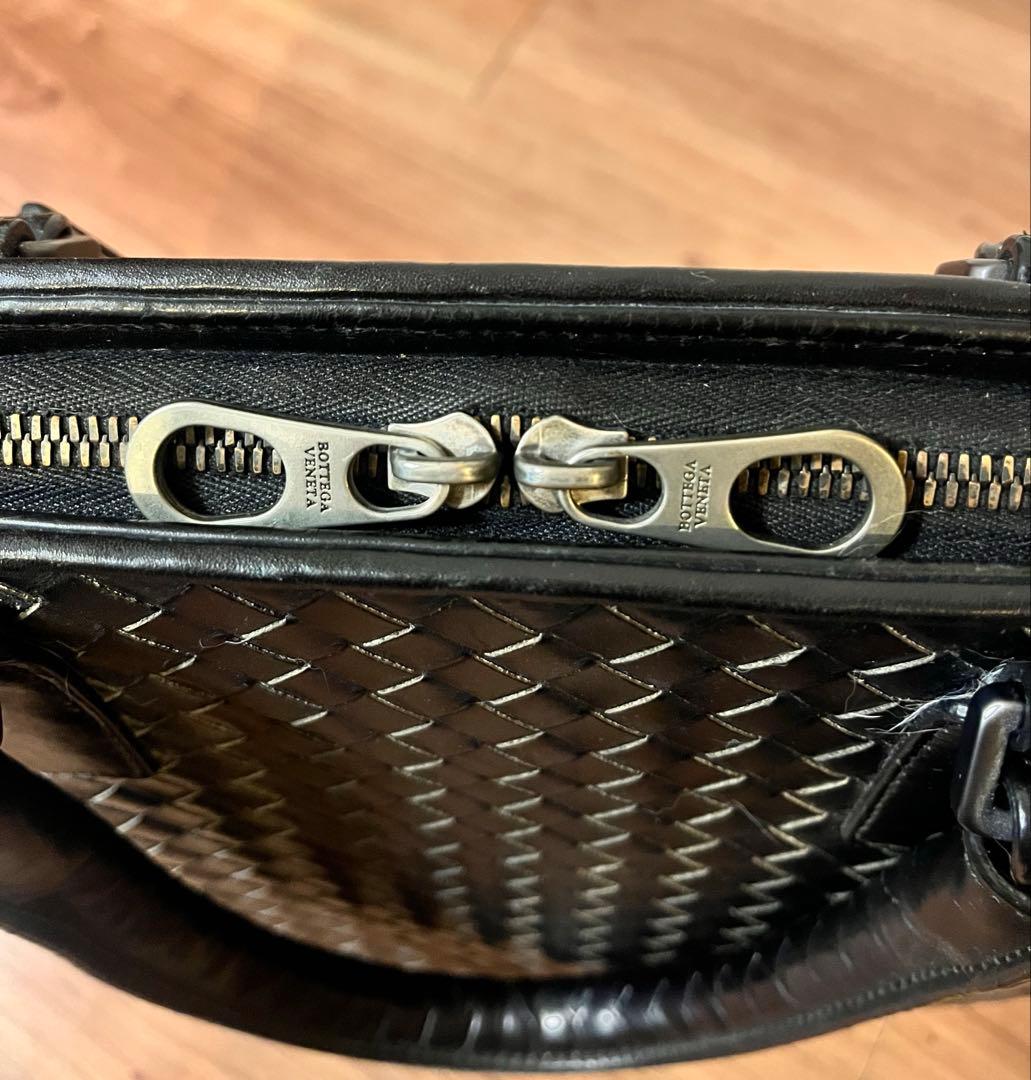BOTTEGA VENETA イントレチャート ブリーフケース レザー