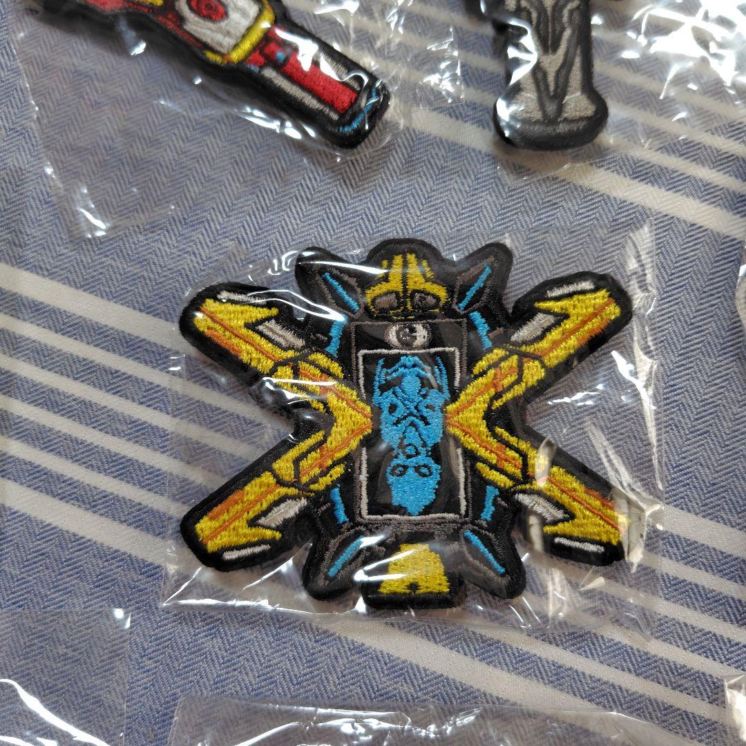 値下げ中ウルトラマン　刺繍ブローチ　未開封未使用品　10点セット