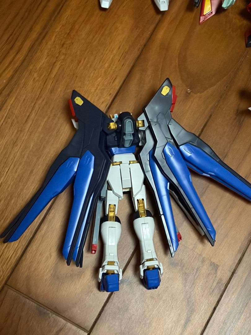 ガンプラ7点まとめ売り ジャンク品 バラ売り不可 - メルカリ