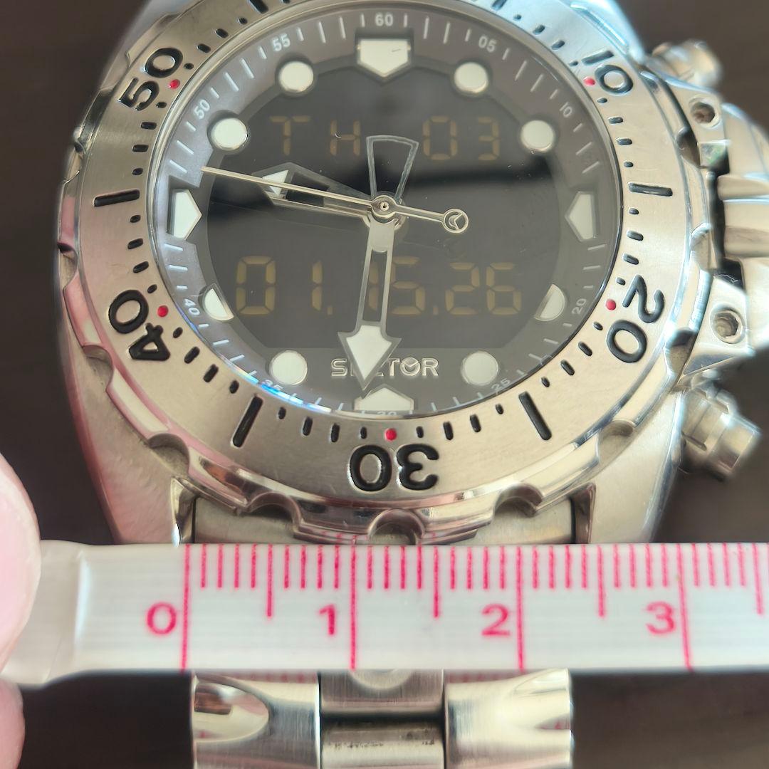 【激レア/美品】SECTOR 600 アナデジ サファイアガラス リューズガード