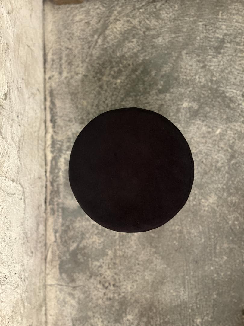 レア◼︎ KARE / カレ　スツール　チェリー ブラックブラス　リビングハウス