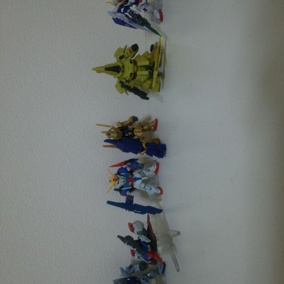 歴代ガンダムお菓子おまけフィギア