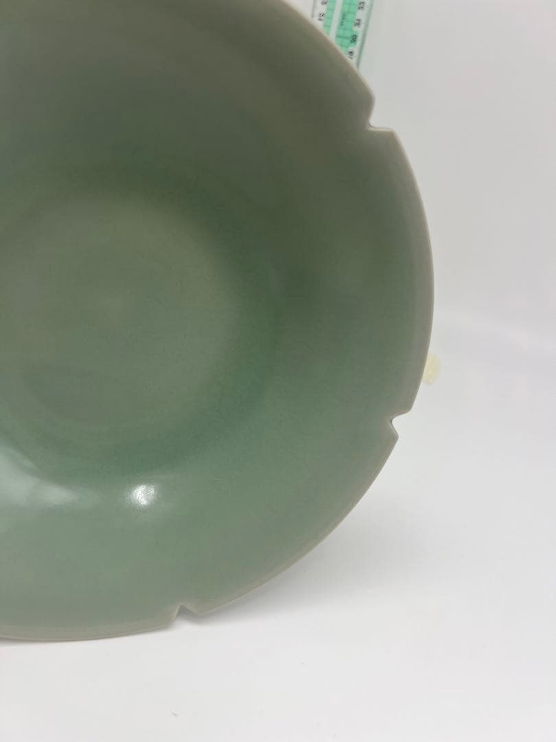 中国明清朝竜泉窯お皿　骨董　古美術　唐物コレクション　江戸アンティーク青磁 X-中国古美術 時代物 唐物 陶磁器 龍泉窯 青磁 魚文 皿 茶碗 茶道具