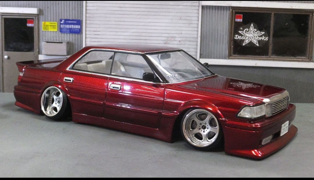 1/24 130系　クラウン 完成品　インシュランス　VIP UZS131