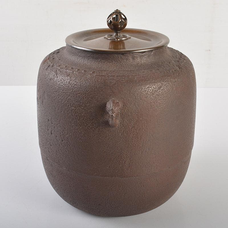 茶道具　釜師　畠春斎作　累座繰口棗形釜　共箱　M　R6577B