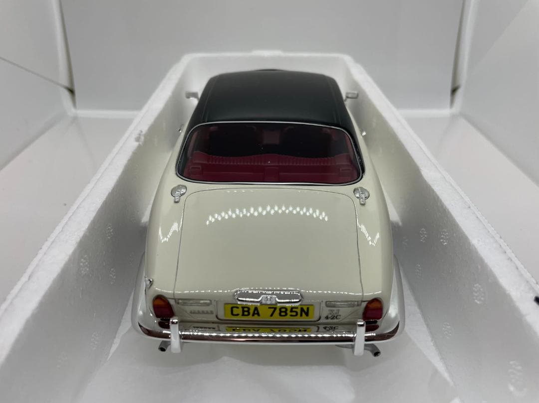 102-019 BoS 1/18 ジャガー XJ 4.2C