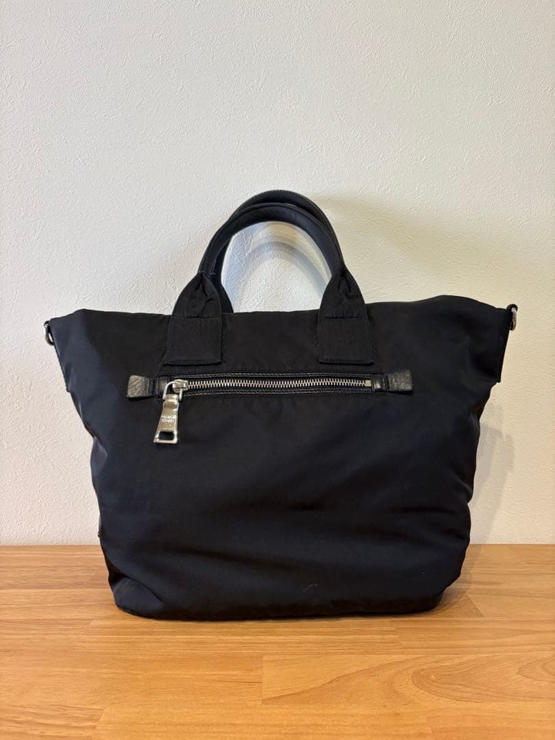 PRADA レオパード ナイロン ショルダーバッグ