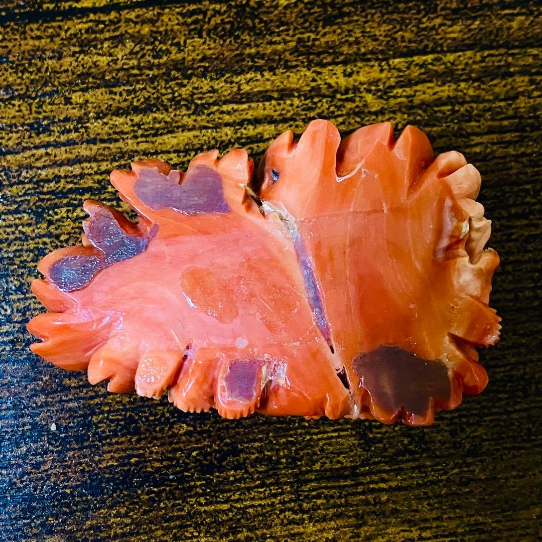 珊瑚 ルース 薔薇の彫刻 カービング