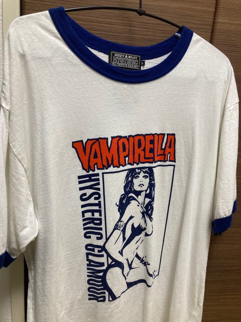 Vampirella × HYSTERIC GLAMOUR リンガーTシャツ