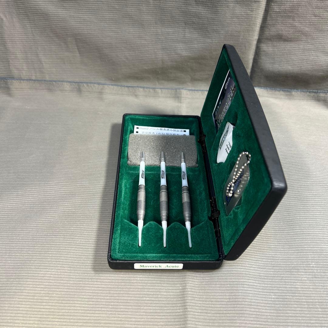 さ*い様 DMC マーベリックアキュート(ケース付)＆DMC ホーク　ダーツバレ