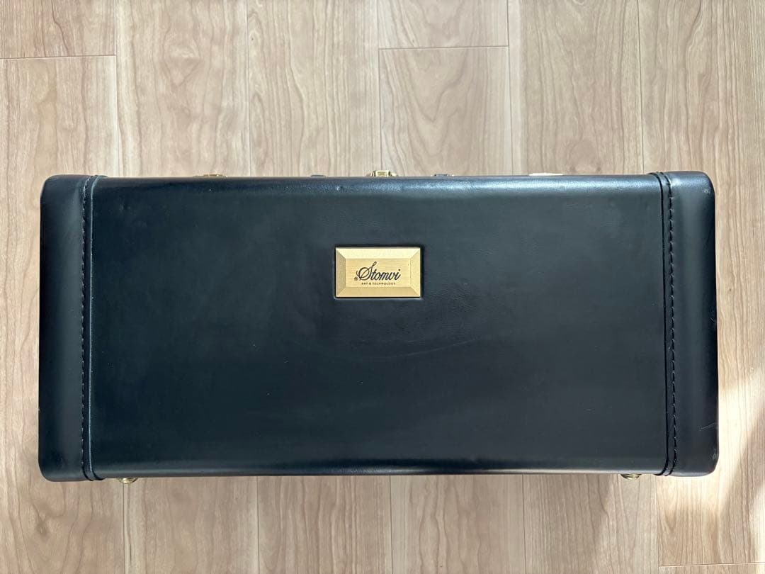 ストンビ　stomvi　B♭トランペット　タイタンTITAN