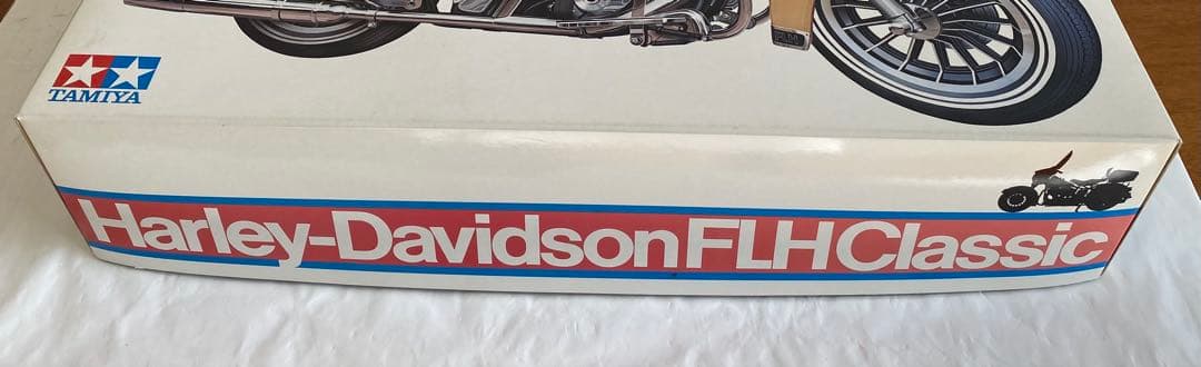 タミヤ　1/6 ハーレーダビッドソン　FLH 《クラシック》
