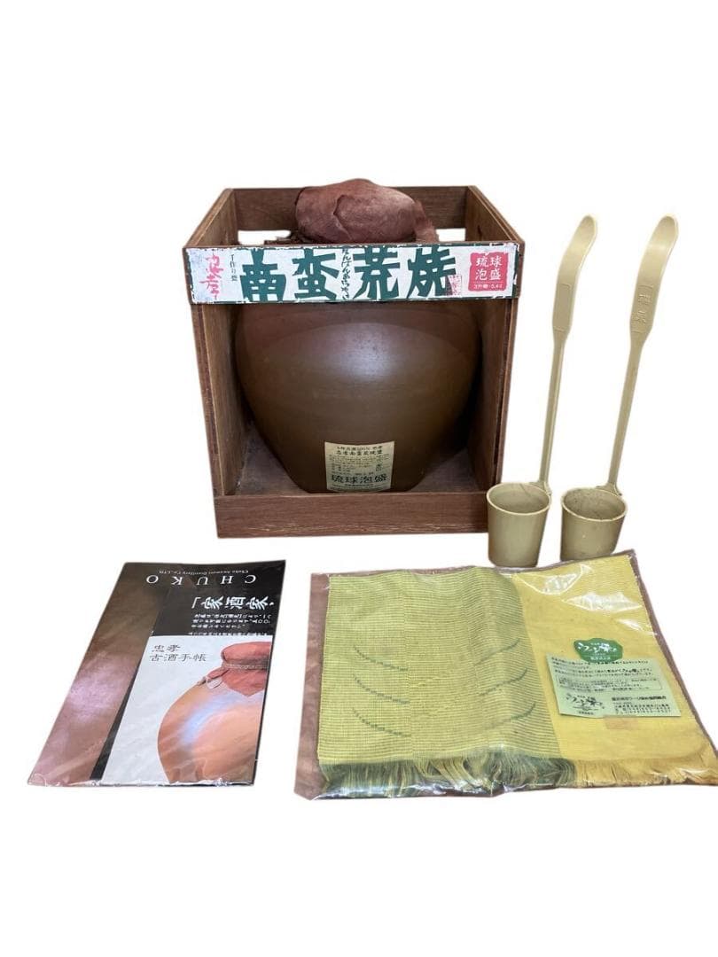 琉球泡盛 忠孝 南蛮荒焼甕 五年古酒 詰口2012.02.07 5400ml 琉球泡盛 忠孝 南蛮荒焼甕 五年古酒 詰口2012.02.07 5400ml 琉球泡盛