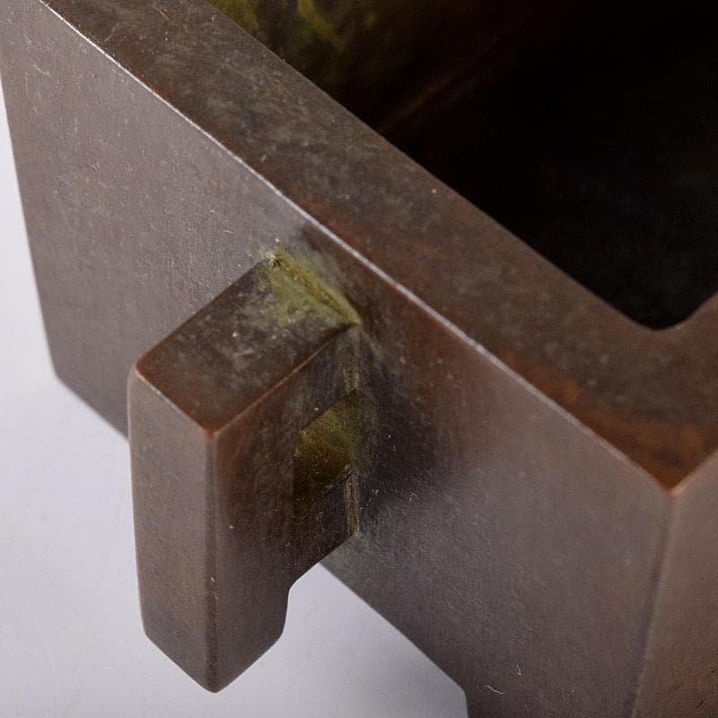 中国 大明宣徳年製 古銅 四方双耳香炉 馬槽爐 V 7933E