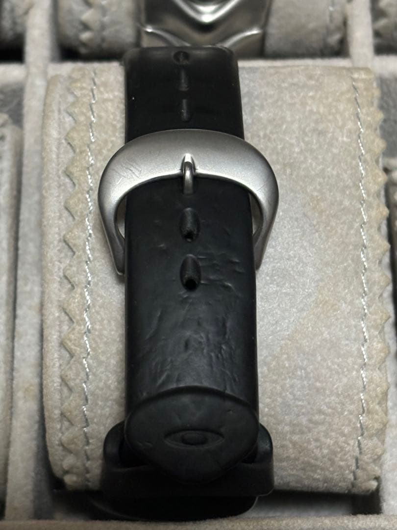 Oakley クロノグラフ 時計 黒/青