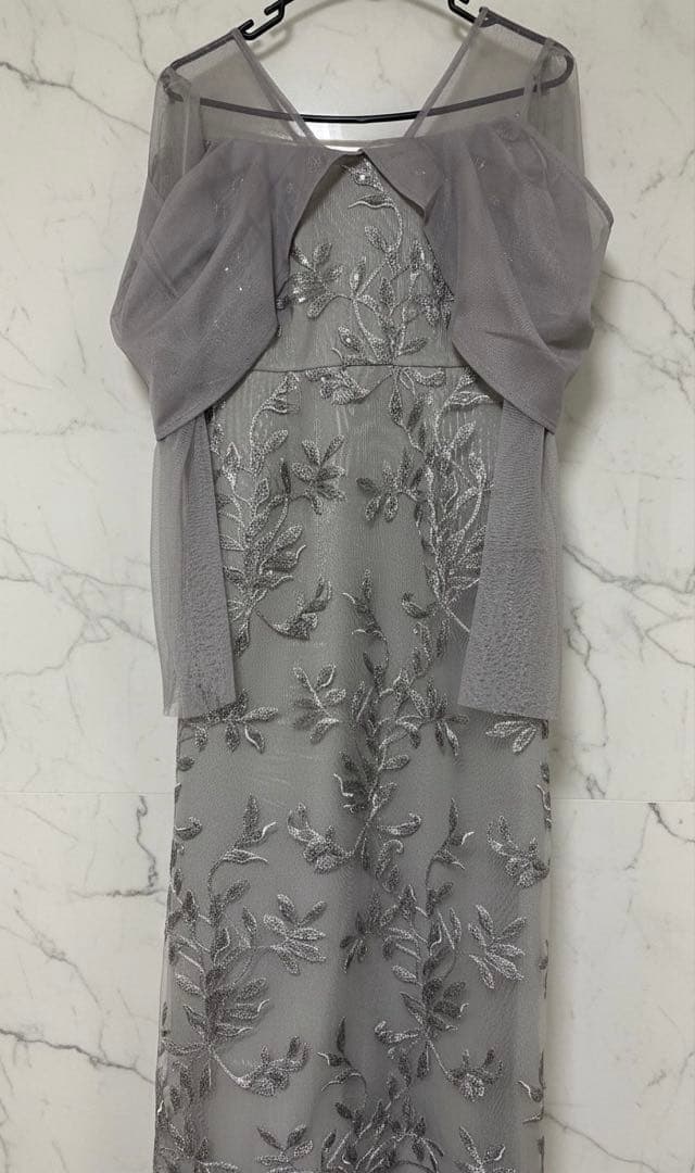 チュールロングスリーブリーフIラインワンピースドレス結婚式パーティー成人式二次会