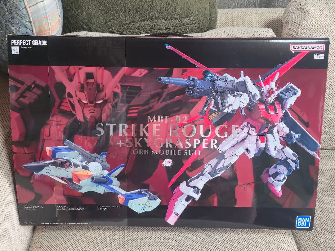 新品未開封 PG 1/60 ストライクルージュ＋スカイグラスパー PG 1/60 ストライクルージュ＋スカイグラスパー│株式会社BANDAI