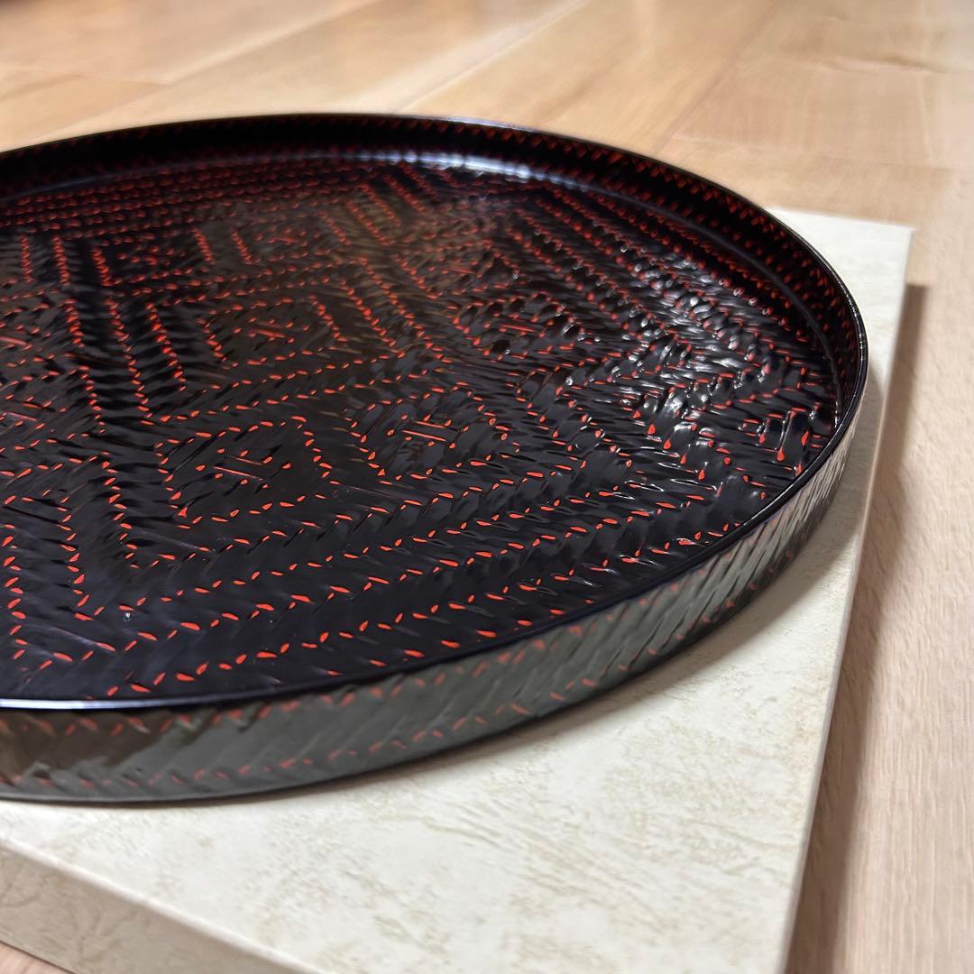 井上らんたい漆器☆お盆　丸盆　トレイ　艶あり　黒　真竹　福岡　久留米