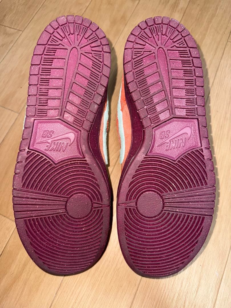 スケートボード Nike Dunk SB Low Pro Premium Mystic RED