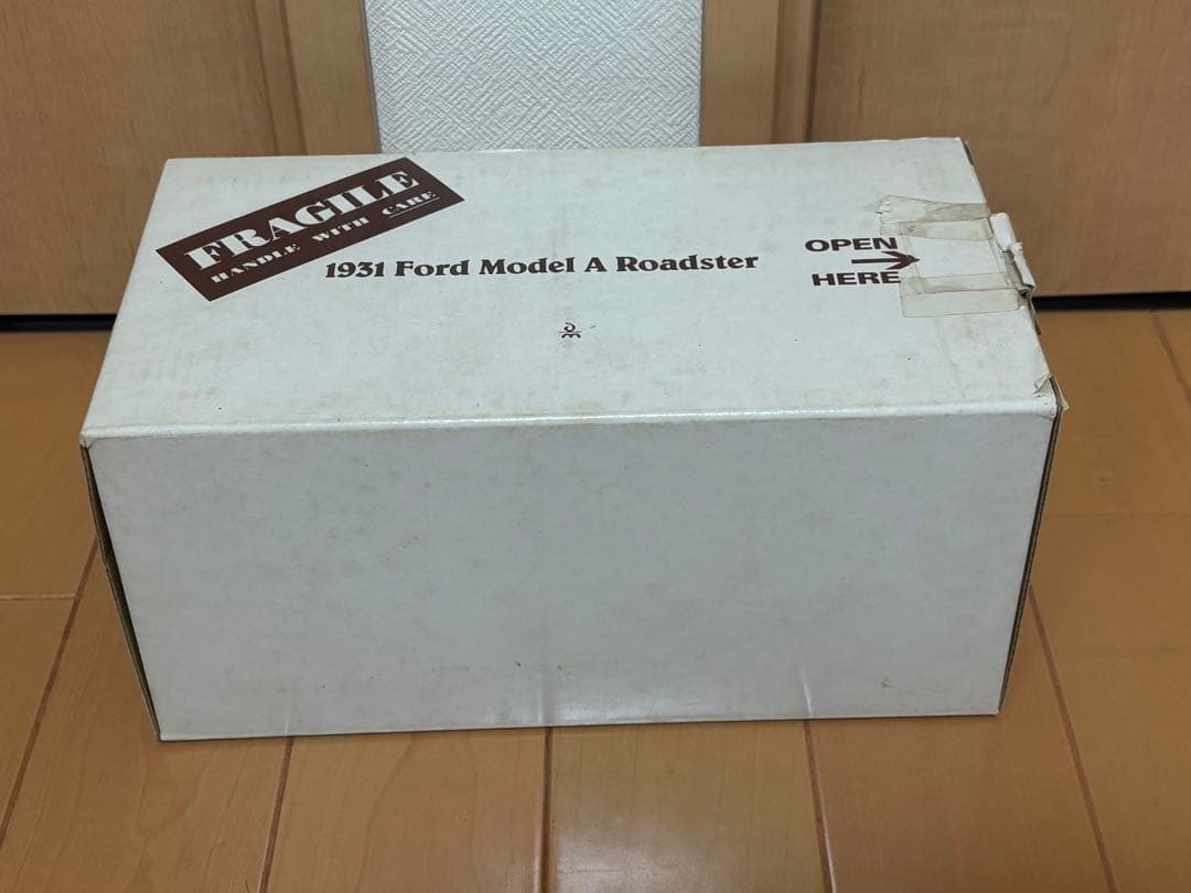 1/24 1931 フォード・モデル-A ロードスター